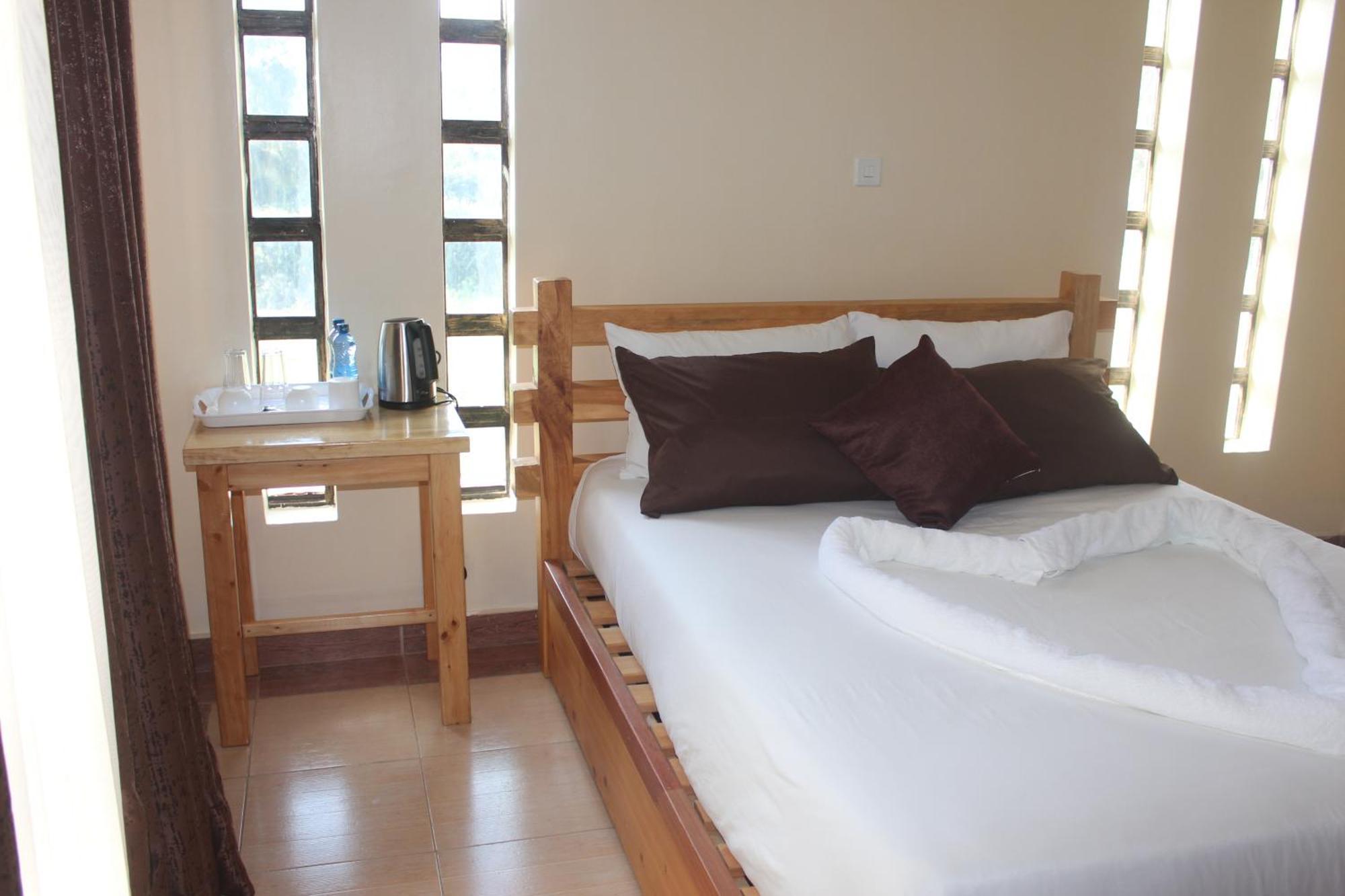 Eshborns House - Near Jomo Kenyatta International Airport And Sgr With Shuttle Services Syokimau Eksteriør billede
