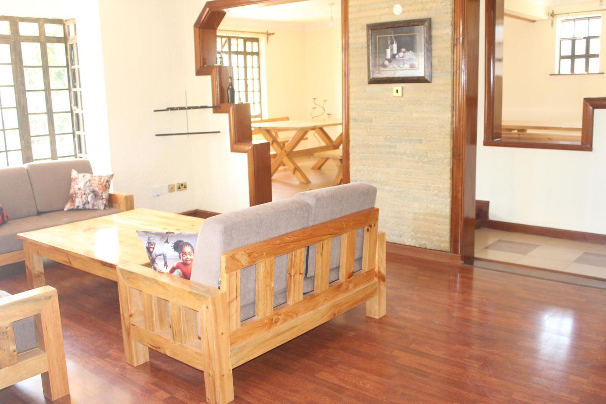 Eshborns House - Near Jomo Kenyatta International Airport And Sgr With Shuttle Services Syokimau Eksteriør billede